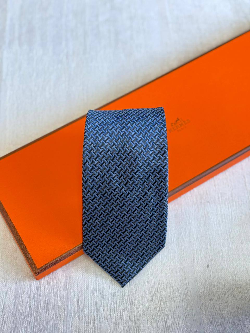 HERMES - LV
*TIE*
*Master quality*
*New collection*
180 dhs✅

Zain179
♥️♥️♥️