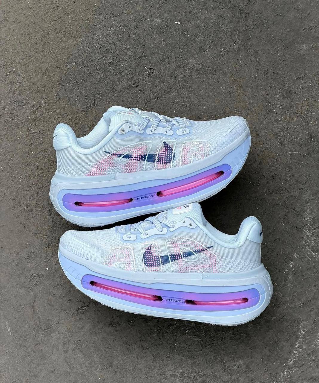 Nike Vomero Premium
Blue Tint ，
Size 36-45 ，
250 dhs✅

Zain18
♥️♥️♥️