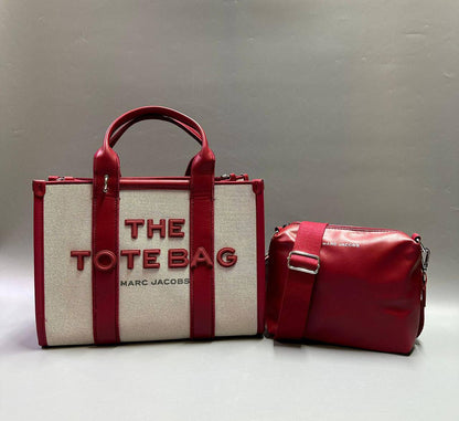 MARC JACOBS 
THE TOTE BAG 
GOOD QUALITY 
120 dhs✅

Zain39
♥️♥️♥️
