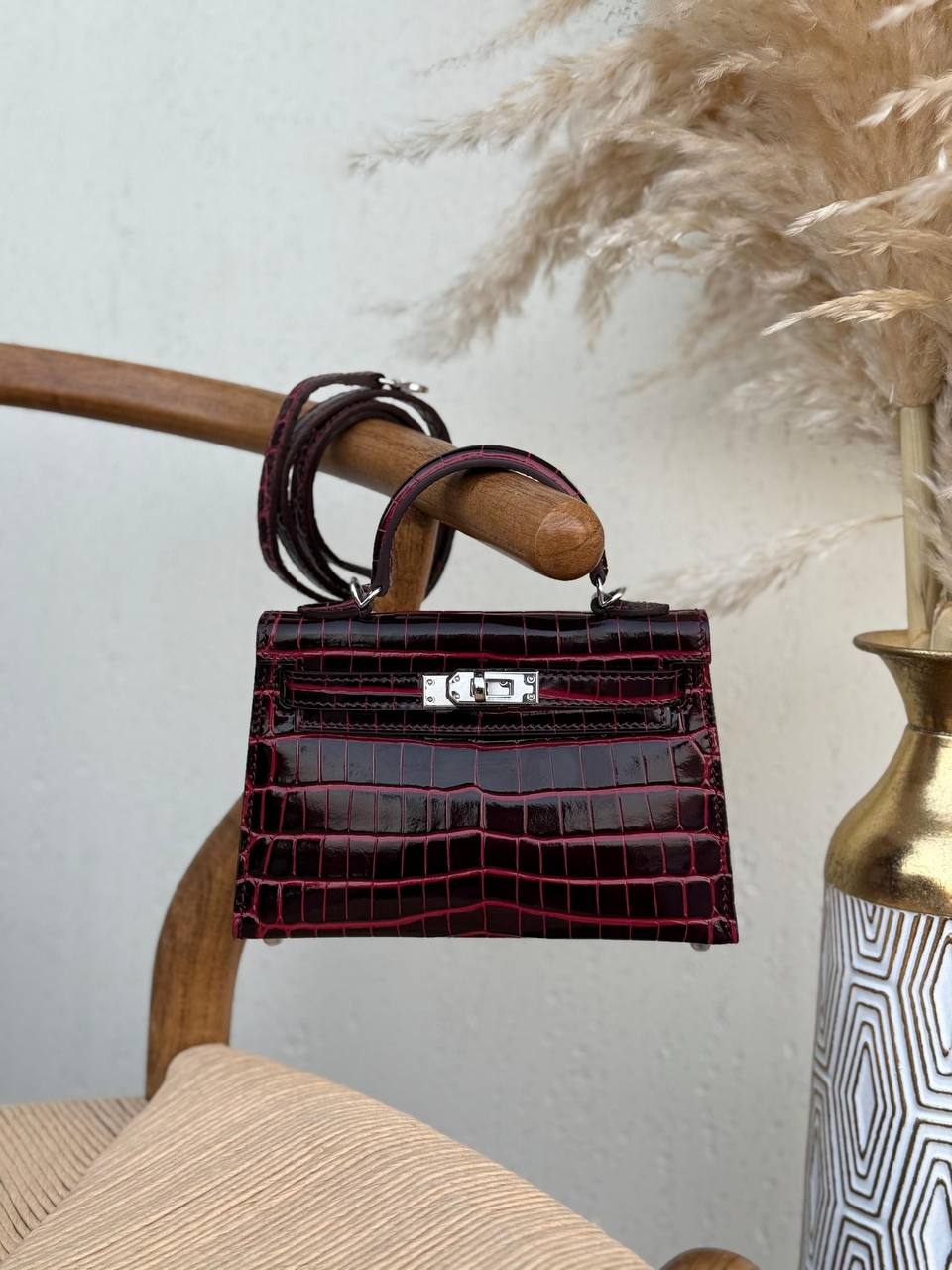 HERMES

19cm
370 dhs✅
Top quality 
With box🎁

Zain16u
♥️♥️♥️