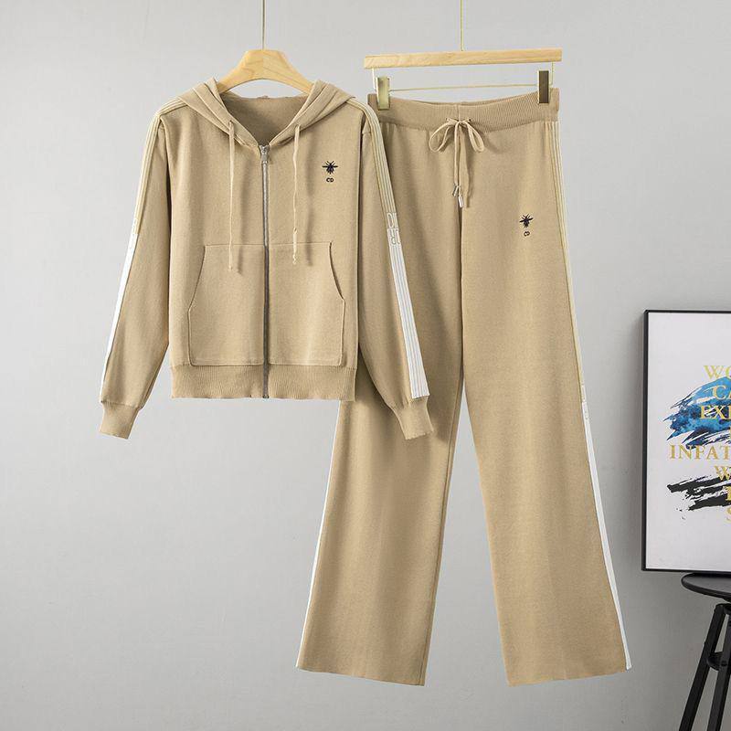 Now available 
Free size 
110 dhs🪙🌨️

Zain138
♥️♥️♥️