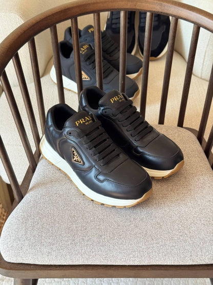 Prada Sneakers

Vip Quality

Size: 40 to 46
480 dhs🇦🇪🇦🇪

Zain185
♥️♥️♥️