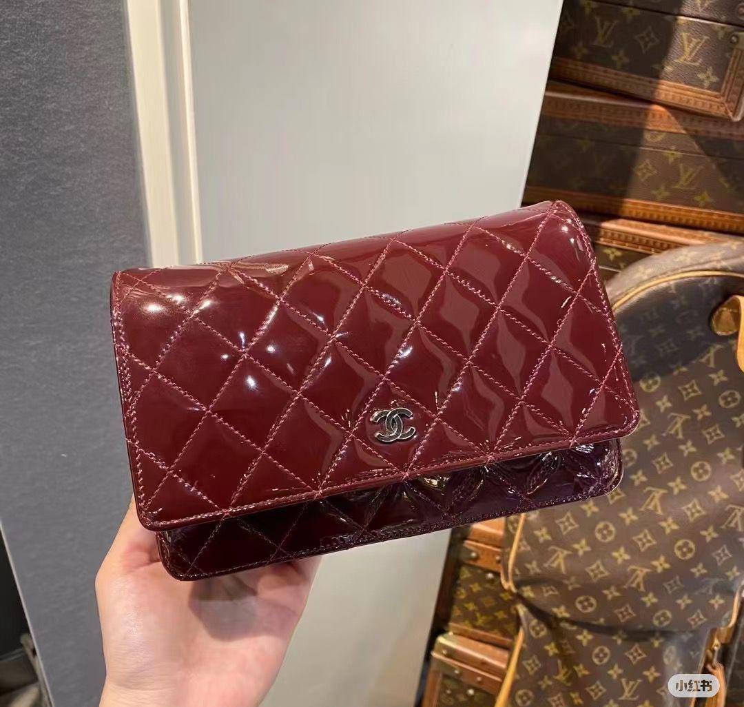 🎉 Offer 🎊 Ysl / Chanel
1️⃣ First quality +🎁
Size : 22 ~ 19 * 10 cm
70 dhs🇦🇪🇦🇪
Withbox

Zain115
♥️♥️♥️
