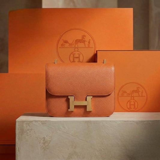 HERMES ᴄᴏɴsᴛᴀɴᴄᴇ
ᴇᴘsᴏᴍ ʟᴇᴀᴛʜᴇʀ ᴡɪᴛʜ
ᴘᴀʟʟᴀᴅɪᴜᴍ ᴘʟᴀᴛᴇᴅ ʜᴀʀᴅᴡᴀʀᴇ
sɪᴢᴇ :19 cm
ᴡɪᴛʜ BOX
🎁🎁🎁

100 dhs✅

Zain31
♥️♥️♥️