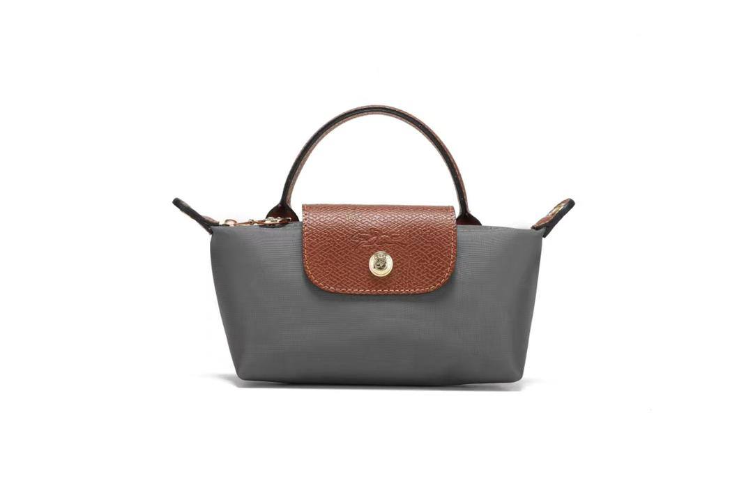 Long champ 

mini
Size: 17cm
45 dhs💓

Zain50
♥️♥️♥️