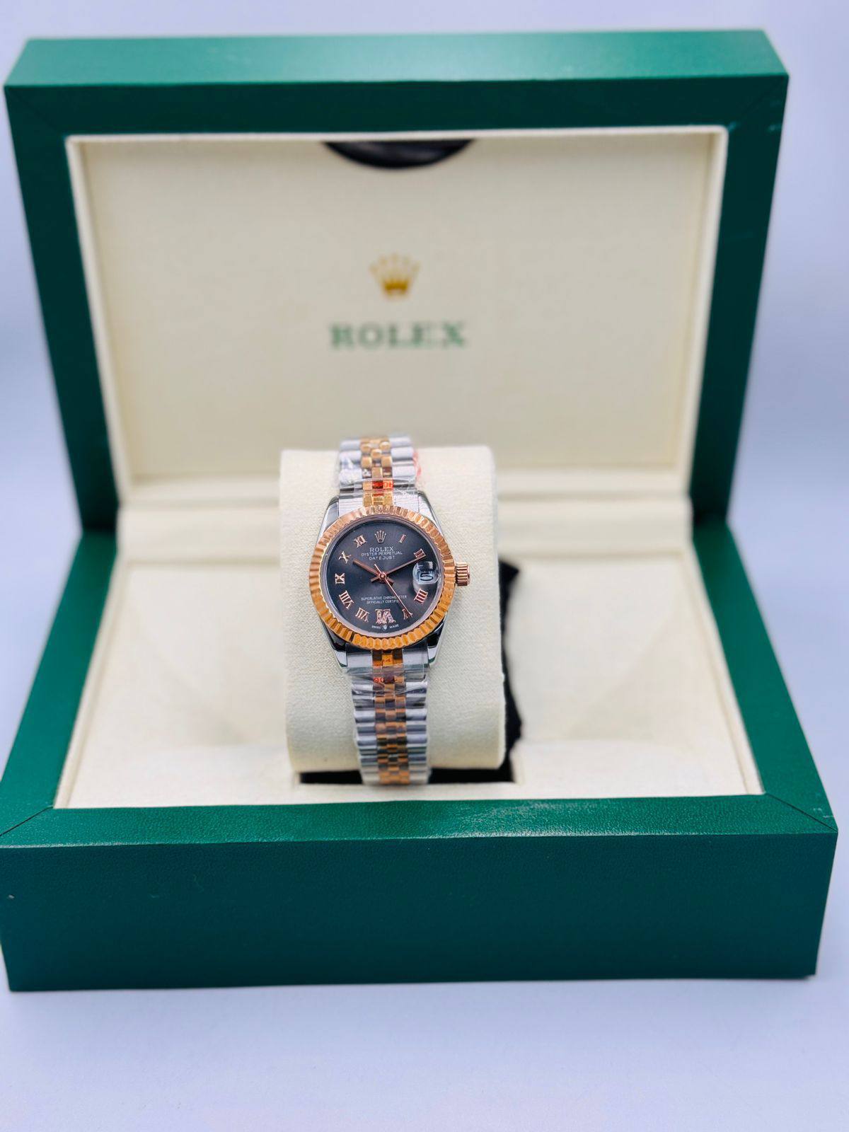 Rolex ladies 
Master quality*🤩🤩
180 dhs👑

Zain08
♥️♥️♥️