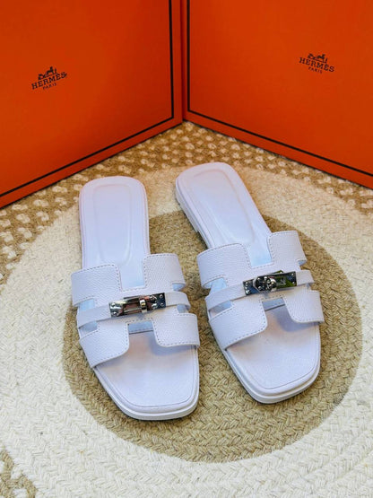 Hermes
Size 36-42 
100 dhs🪙🌨️

Zain132
♥️♥️♥️
