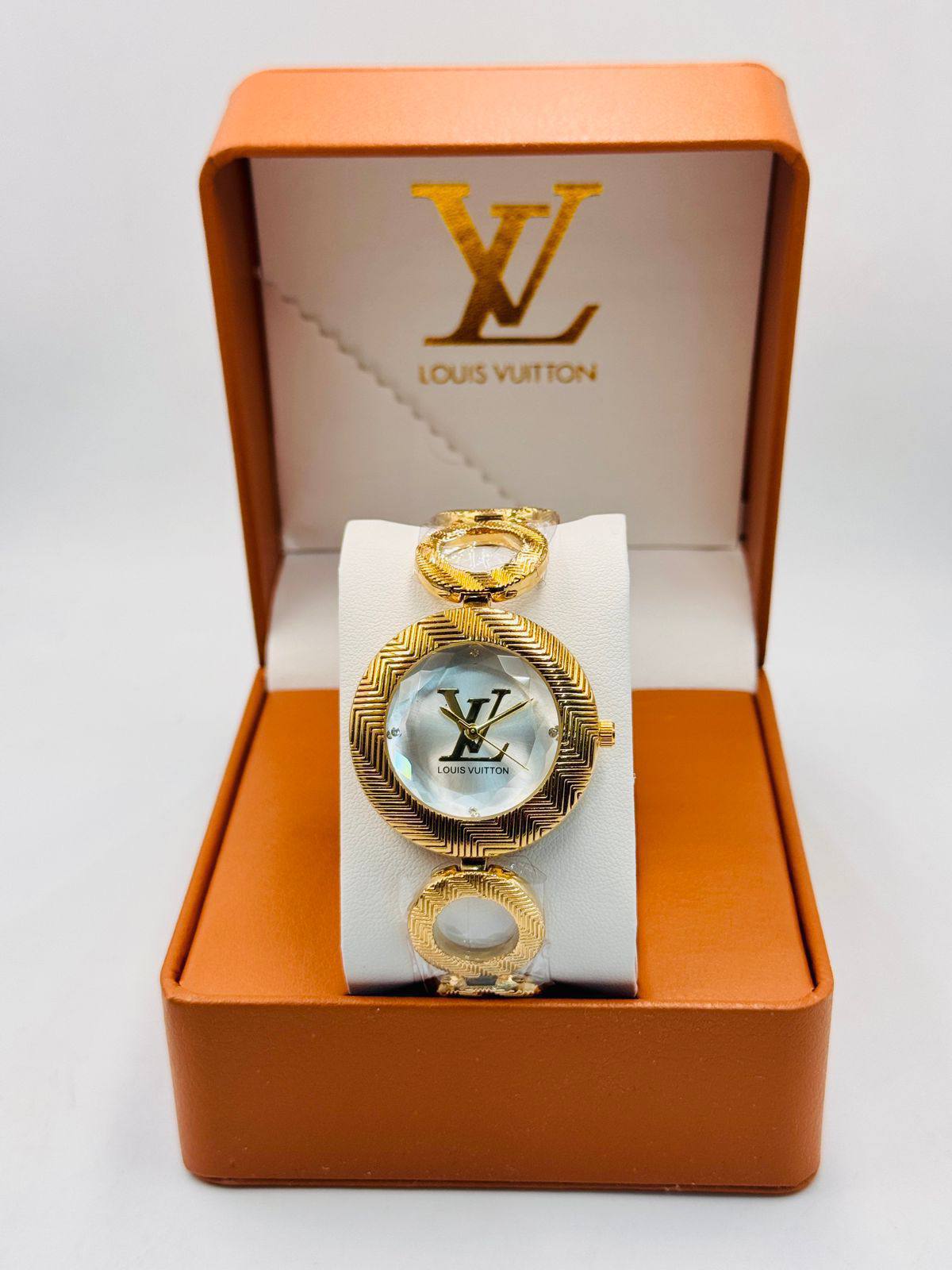 LV ladies
*New Arrival*🔥
55 dhs❣️

Zain08
♥️♥️♥️