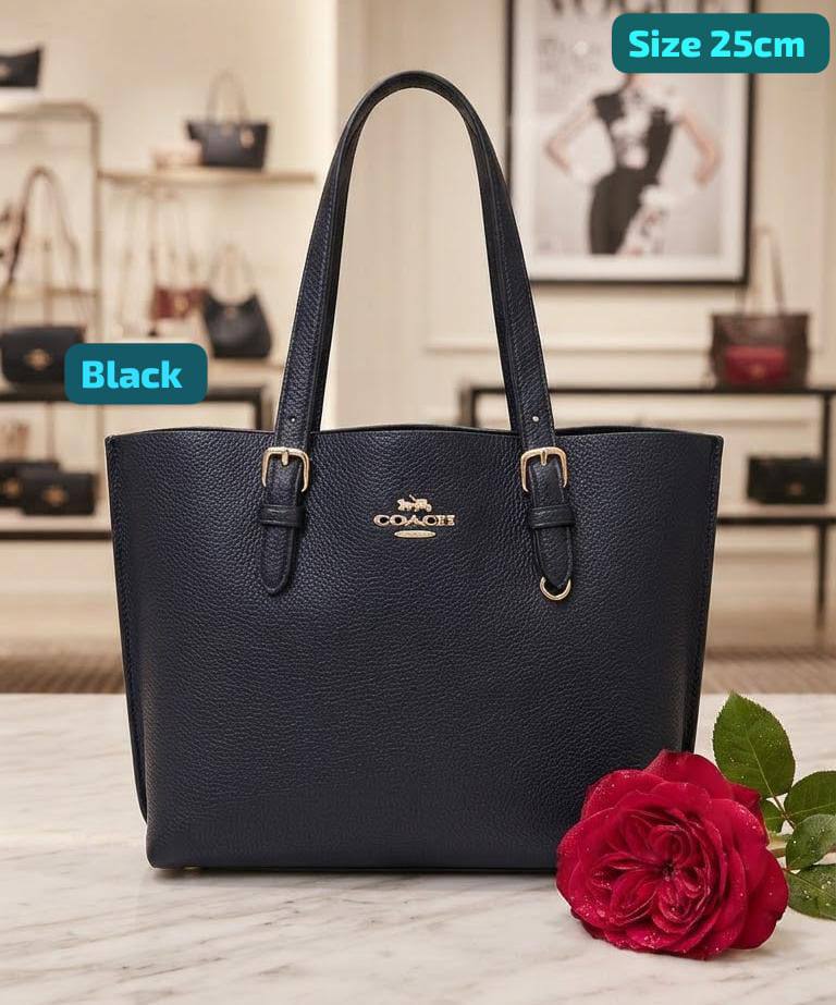Caoch

Good quality 

with box 
115 dhs🇦🇪🇦🇪🇦🇪

Zain186
♥️♥️♥️