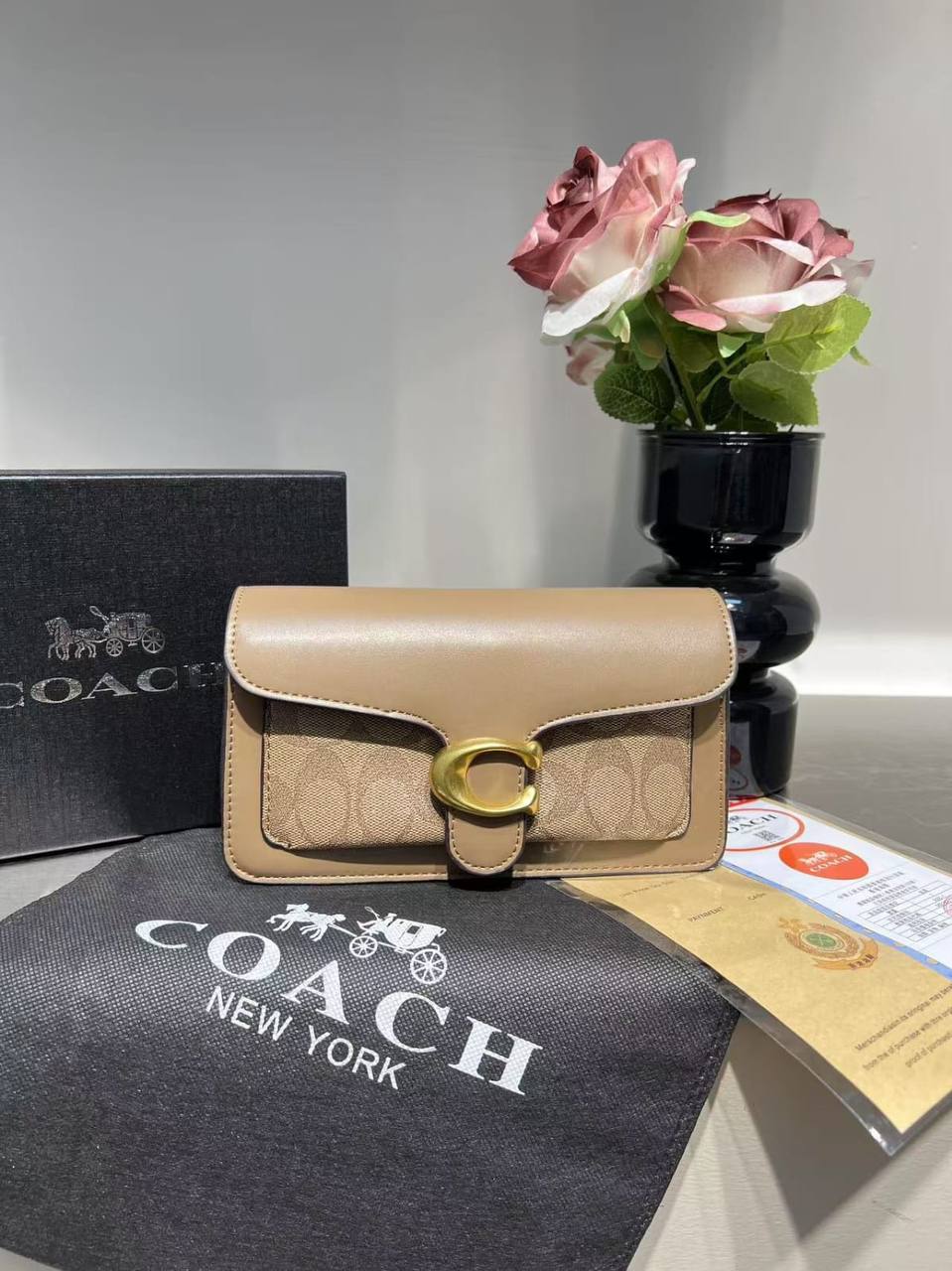 Coach 
75 dhs💓

Zain232
♥️♥️♥️