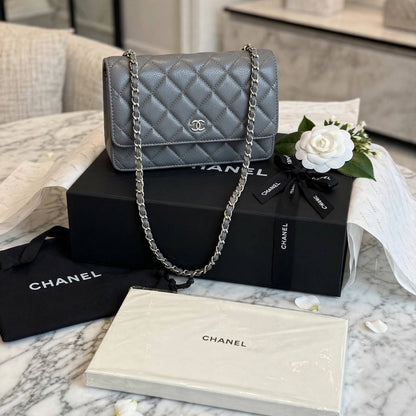 CHANEL
Caviar

Master quality

19 cm
 with box

190 dhs 


Zain95
♥️♥️♥️
