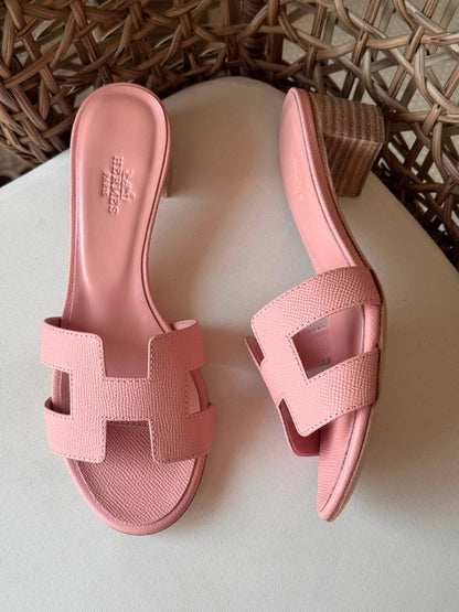 HERMES  
✨ Collection
👠 36–41
💎 Premium Quality
🔥 Super Master
450 dhs✅

Zain198
♥️♥️♥️