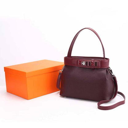 HERMES 
NEW CAME HIGH QUALITY 
WITH BOX 
🎁🎁🎁

125 dhs❣️

Zain39
♥️♥️♥️