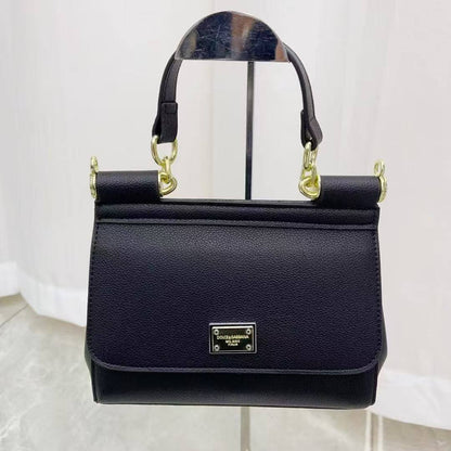 D&G 
65 dhs💓

Zain232
♥️♥️♥️