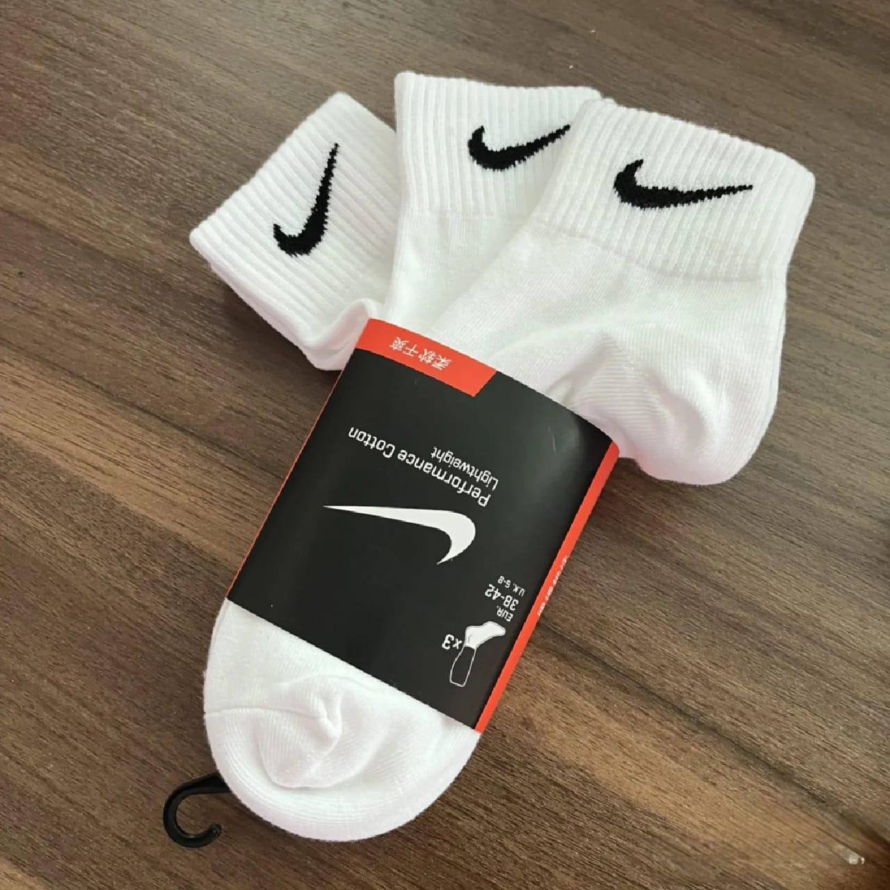NEW CAME 
NIKE,, ADIDAS 
SOCKS 
20 dhs🪙🌨️
1 CARD 3 PAIRS

Zain40
♥️♥️♥️