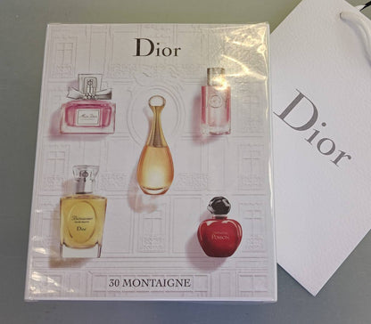 DIOR 30 MONTAIGNE SET
110 dhs✅

Zain01
♥️♥️♥️