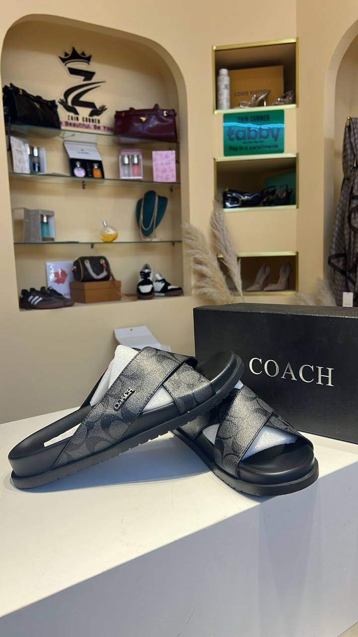 Coach Slipper, 
New Arrived 
Size 40To 45
105 dhs🪙🌨️

Zain120
♥️♥️♥️