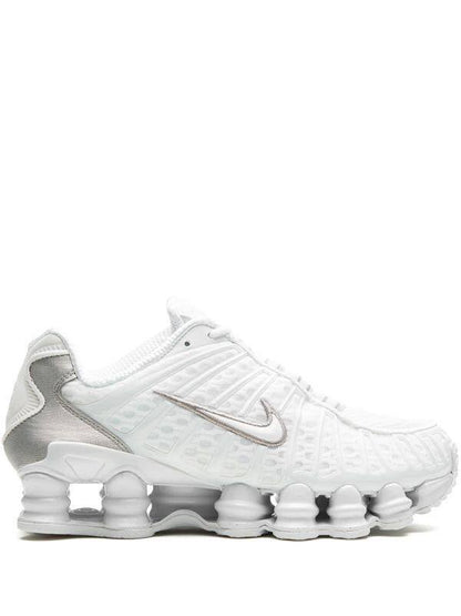 Nike shox TL ‘White’🤍
36 to 45 AVAILABLE🤩
230 dhs🇦🇪🇦🇪

Zain242
♥️♥️♥️