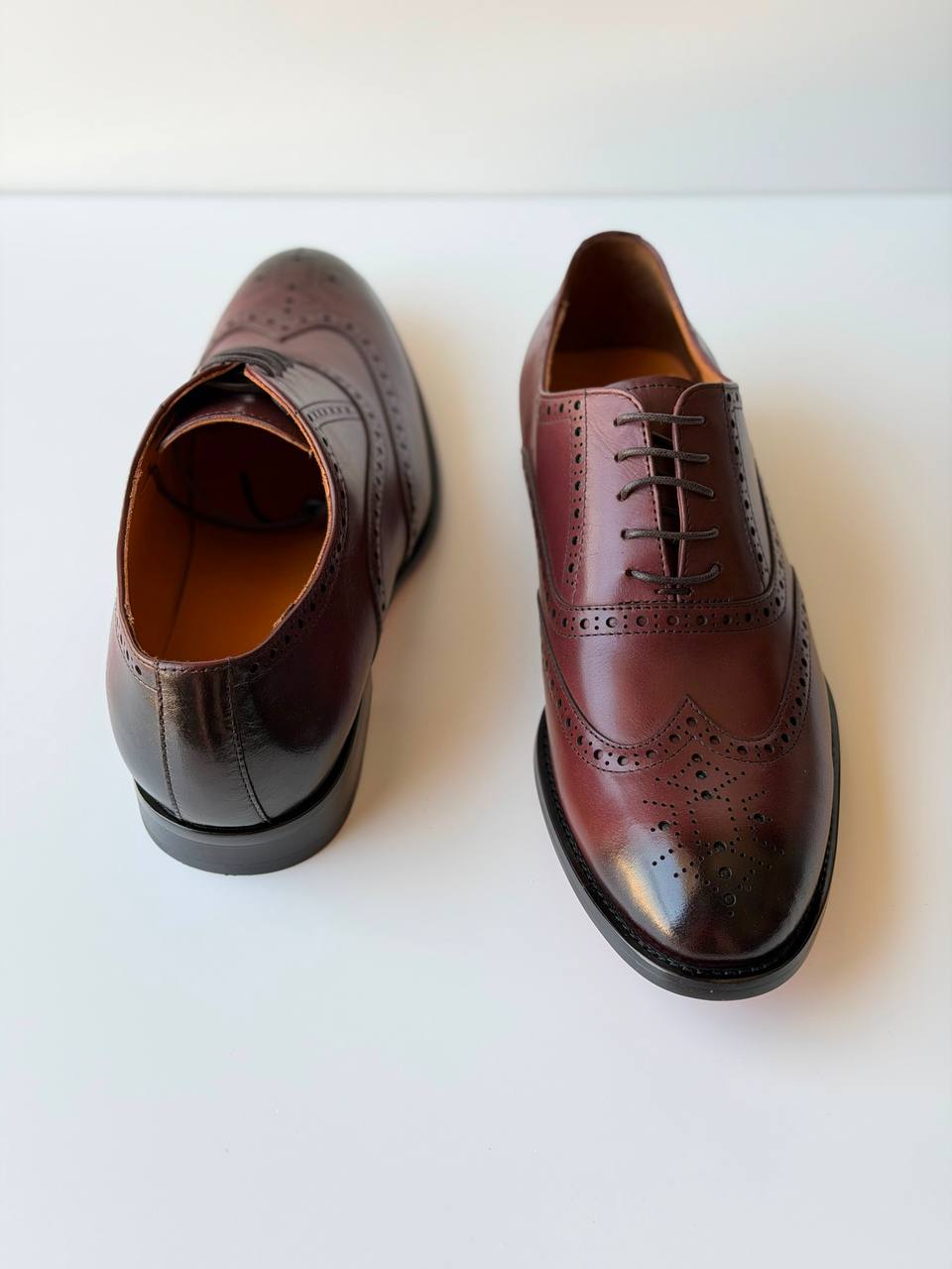 HERMES LOAFER
*VIP QUALITY*
*SIZE: 40 TO 46*
600 dhs🖤

Zain185
♥️♥️♥️
