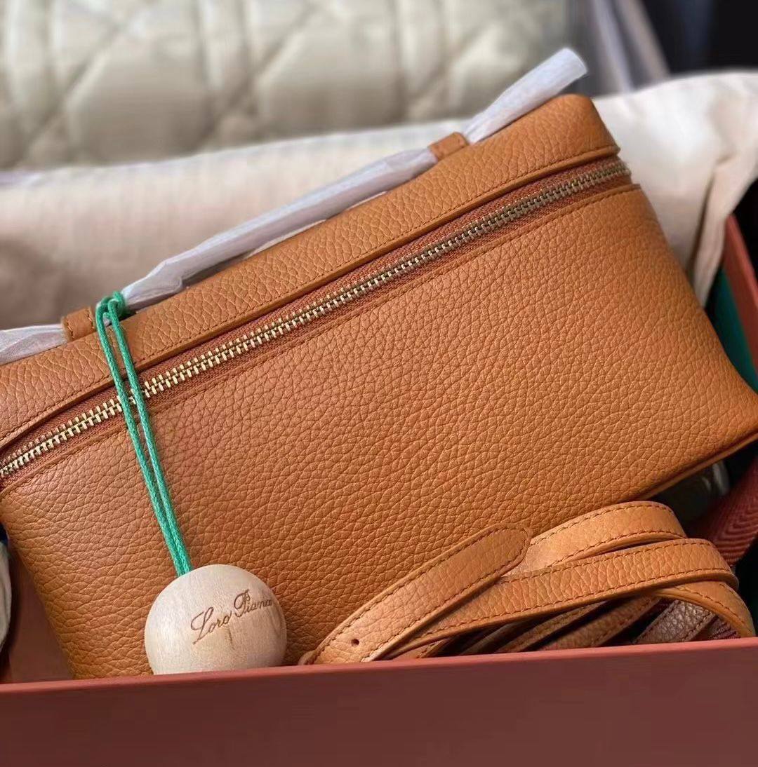 LV
Master Bags +++
For Price 👇 WTSP Text Zain 0568585901

Zain142
♥️♥️♥️