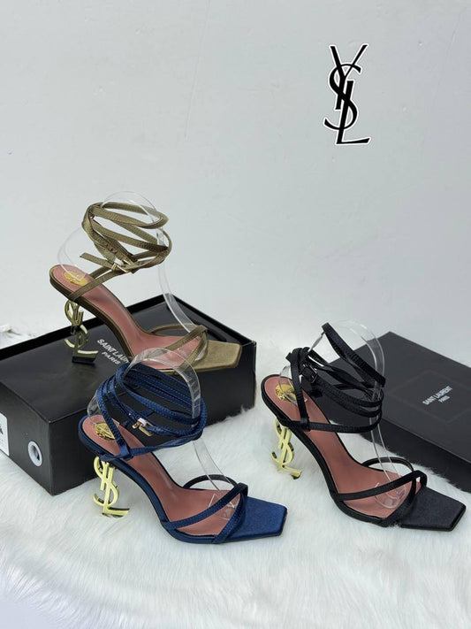 YSL
New arrived 
Size 36 to 41
120 dhs🪙🌨️

Zain21
♥️♥️♥️