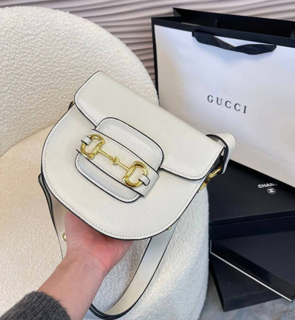 GUCCI 
GOOD QUALITY

 WITH BOX 
🎁🎁🎁

90 dhs✅

Zain39
♥️♥️♥️