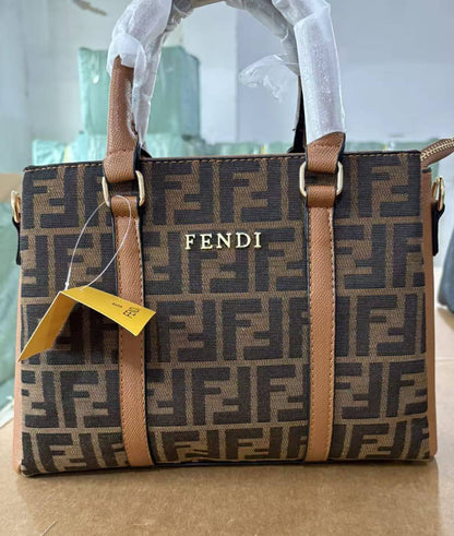 Fendi
70 dhs❣️

Zain50
♥️♥️♥️