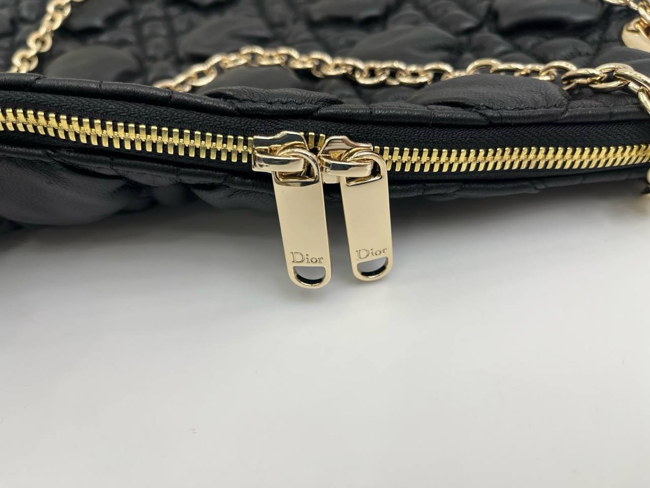 DIOR 

NEW DESIGN  

GOOD QUALITY 

110 DHS🇦🇪🇦🇪🇦🇪

Zain295
♥️♥️♥️