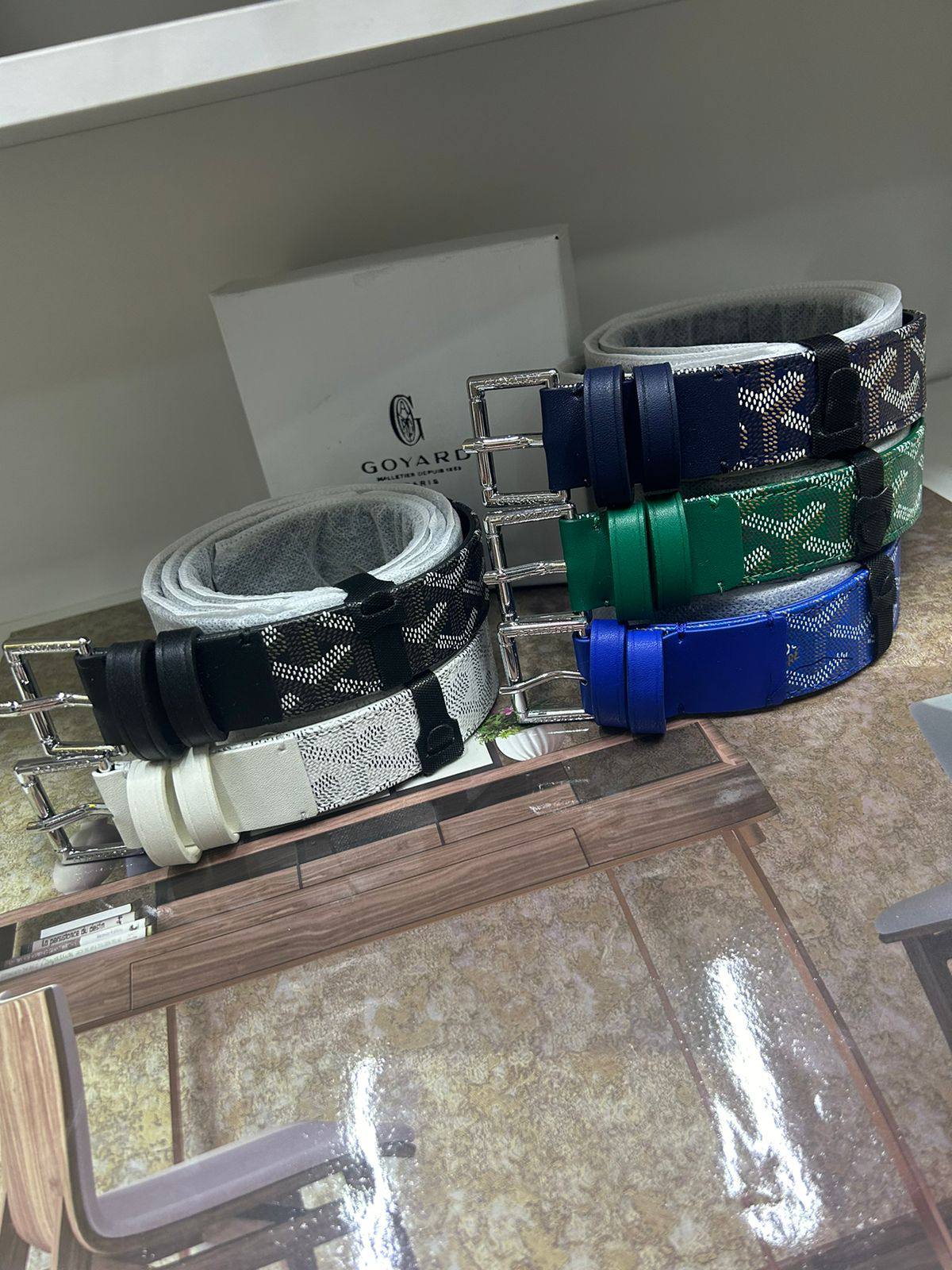 Ladies Belts
55 dhs❣️

Zain190
♥️♥️♥️