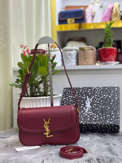YSL
SIZE  ………24CM 🥰

90 dhs❣️

with box🌷
🎁🎁🎁

Zain224
♥️♥️♥️