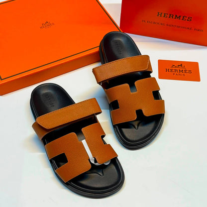 HERMES SLIPPER
GOOD QUALITY
100 DHS✅
Size 36 TO 41

Zain40
♥️♥️♥️