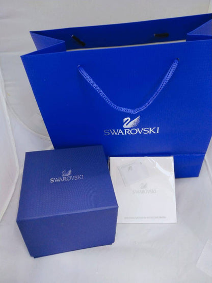 Swarovski box & paper bag

35 dhs

Zain08
♥️♥️♥️