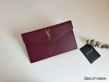 Ysl

170 dhs 

Zain134
♥️♥️♥️