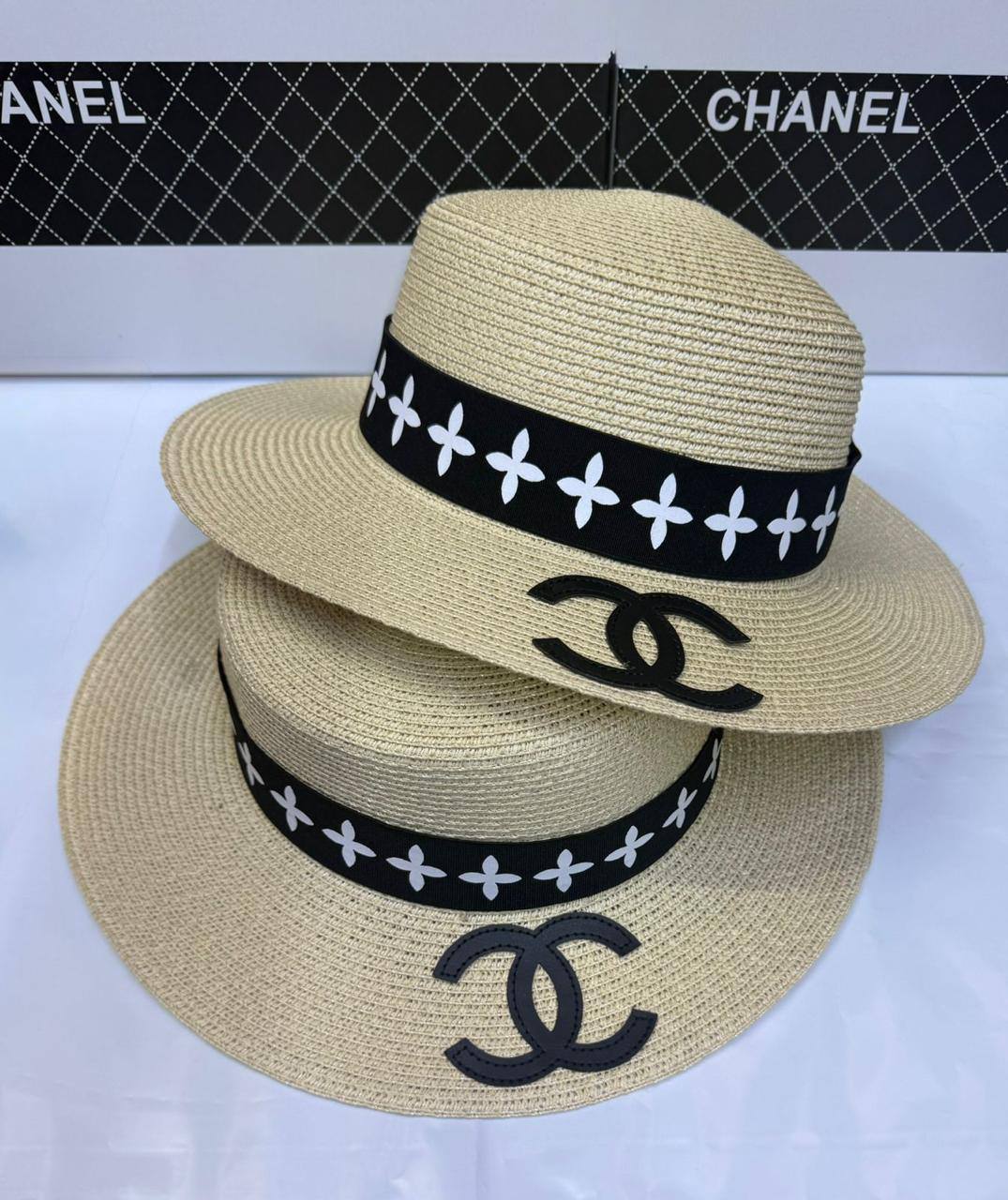 HAT
60 dhs💓

Zain93
♥️♥️♥️