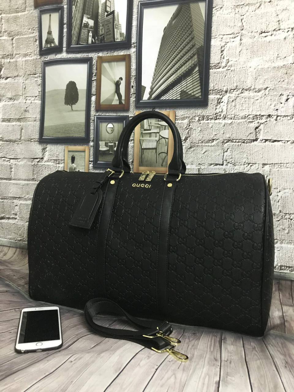 TLV Travel Bags

good quality

120 dhs✅
150 dhs✅

Zain137
♥️♥️♥️