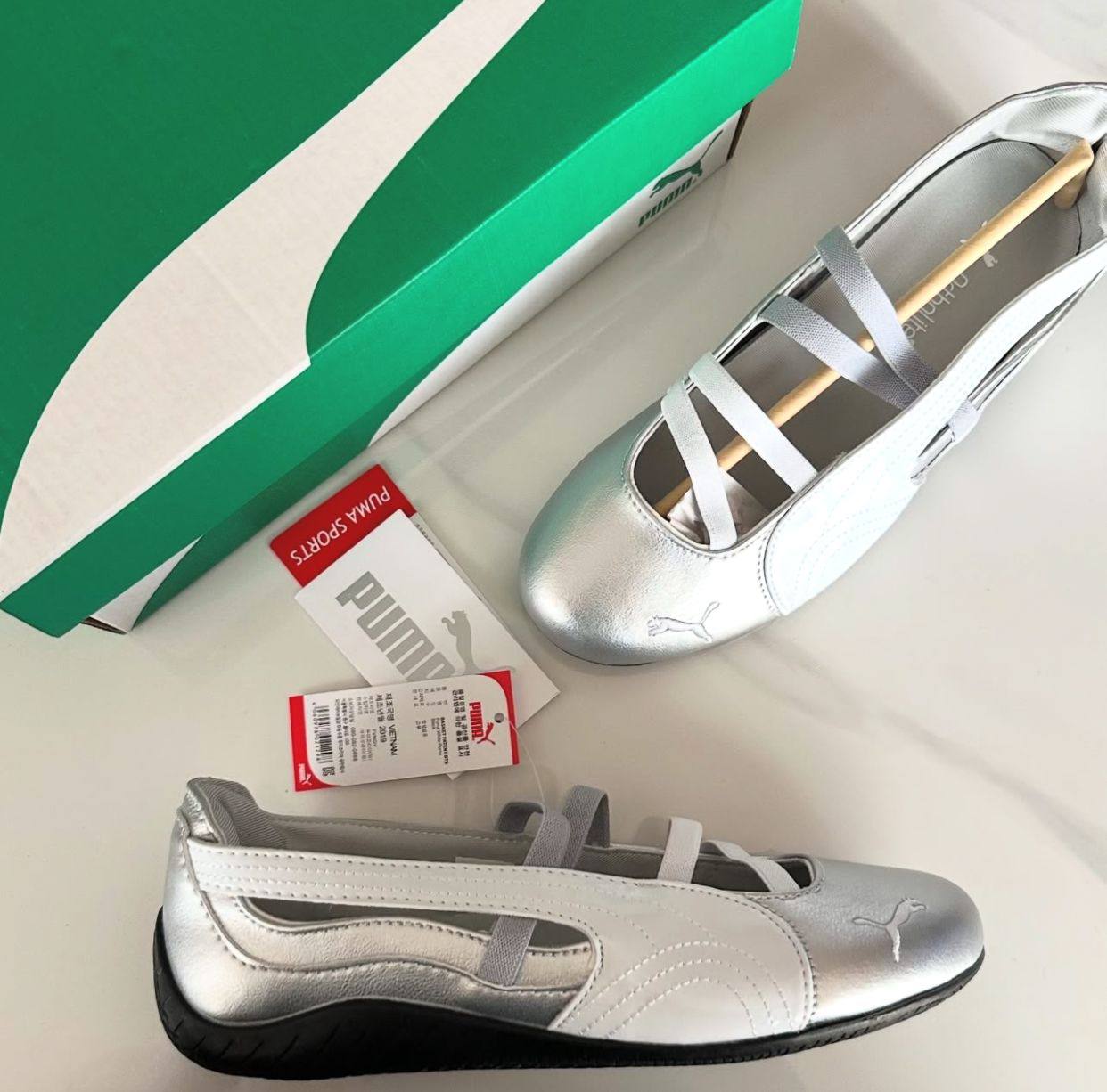 PUMA Speedcat "Silver" ballet flats
36-40 AVAILABLE 
170 dhs❣️

Zain242
♥️♥️♥️