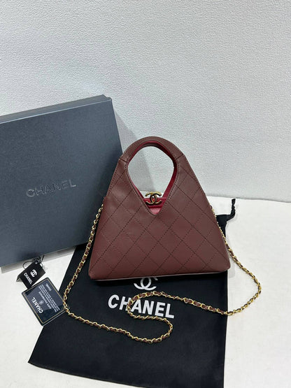 Chanel

withbox 
130 dhs🇦🇪🇦🇪

Zain143
♥️♥️♥️