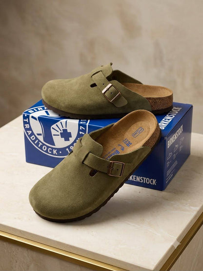 NEW CAME
BIRKENSTOCK 
105 dhs🇦🇪🇦🇪
Size 36 to 42

Zain40
♥️♥️♥️