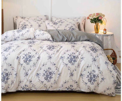 New collection 🌹🌹🌹
Give you best life 💥💥💥
Comfort set 
King size comfort 6pcs set 
1 comfort 
1 bedsheets 
4 pillowcases 
6pcs set
115 dhs🪙💕

Zain99
♥️♥️♥️