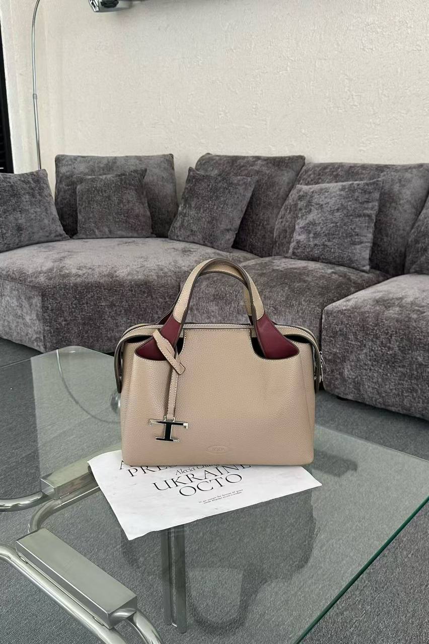 TODS
110 dhs✅

Zain143
♥️♥️♥️