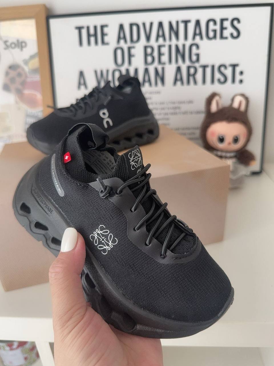 Loewe
For kids , 
Size 28 to 35 , 
150 dhs🪙

Zain196
♥️♥️♥️