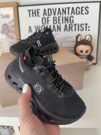 Loewe
For kids , 
Size 28 to 35 , 
150 dhs🪙

Zain196
♥️♥️♥️