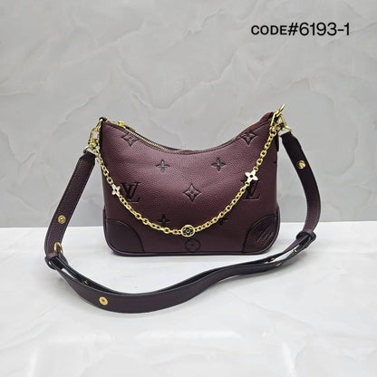 LV
ʙᴏᴜʟᴏɢɴᴇ sʜᴏᴜʟᴅᴇʀ ʙᴀɢ
ᴡɪᴛʜ ᴄʜᴀɪɴ sʟɪɴɢ
ɢᴏʟᴅ ʜᴀʀᴅᴡᴀʀᴇ
sɪᴢᴇ : 28 cm

65 dhs🪙💕

Zain31
♥️♥️♥️