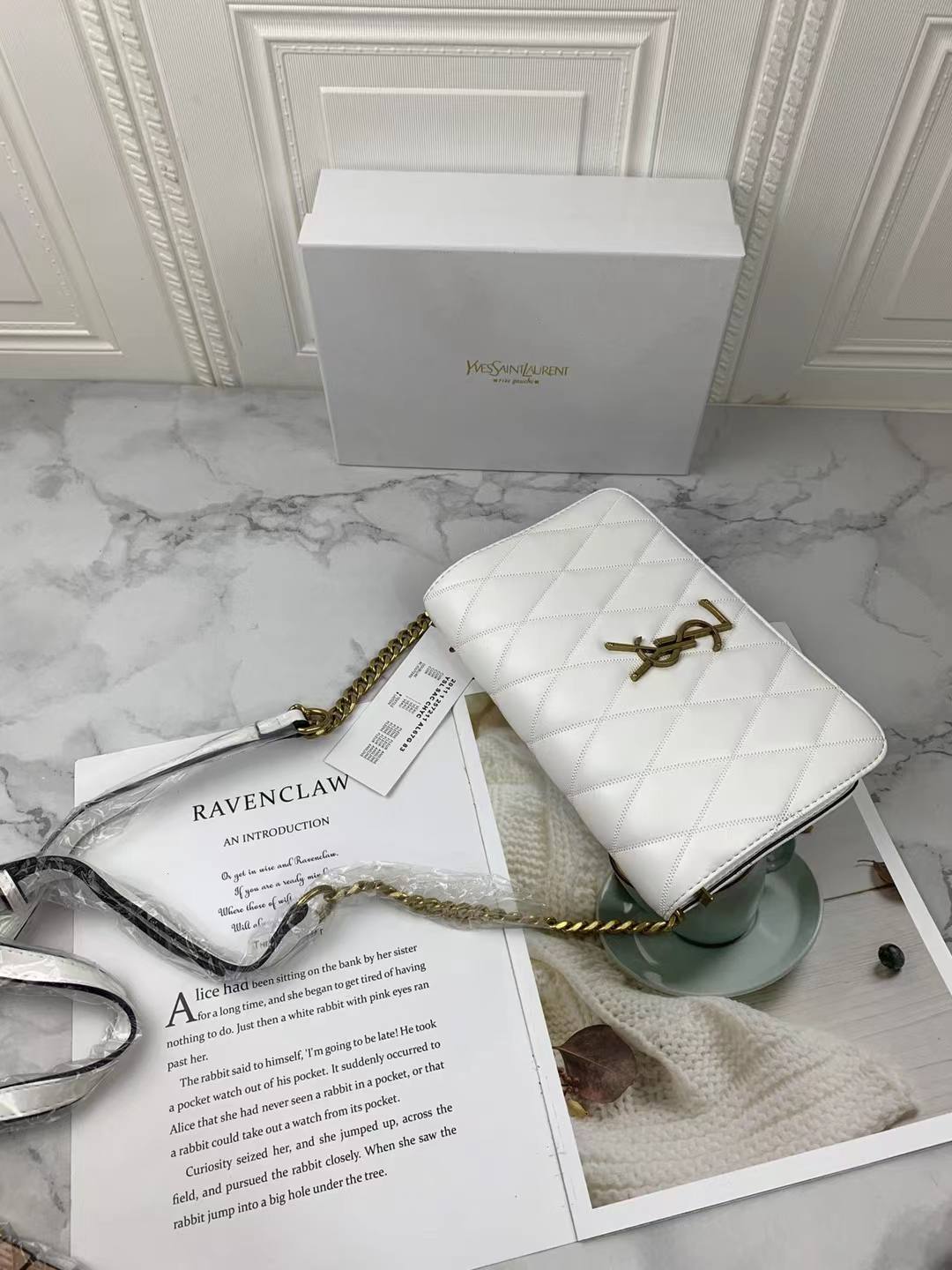 Ysl 

100 dhs🇦🇪🇦🇪🇦🇪

withbox

Zain235
♥️♥️♥️