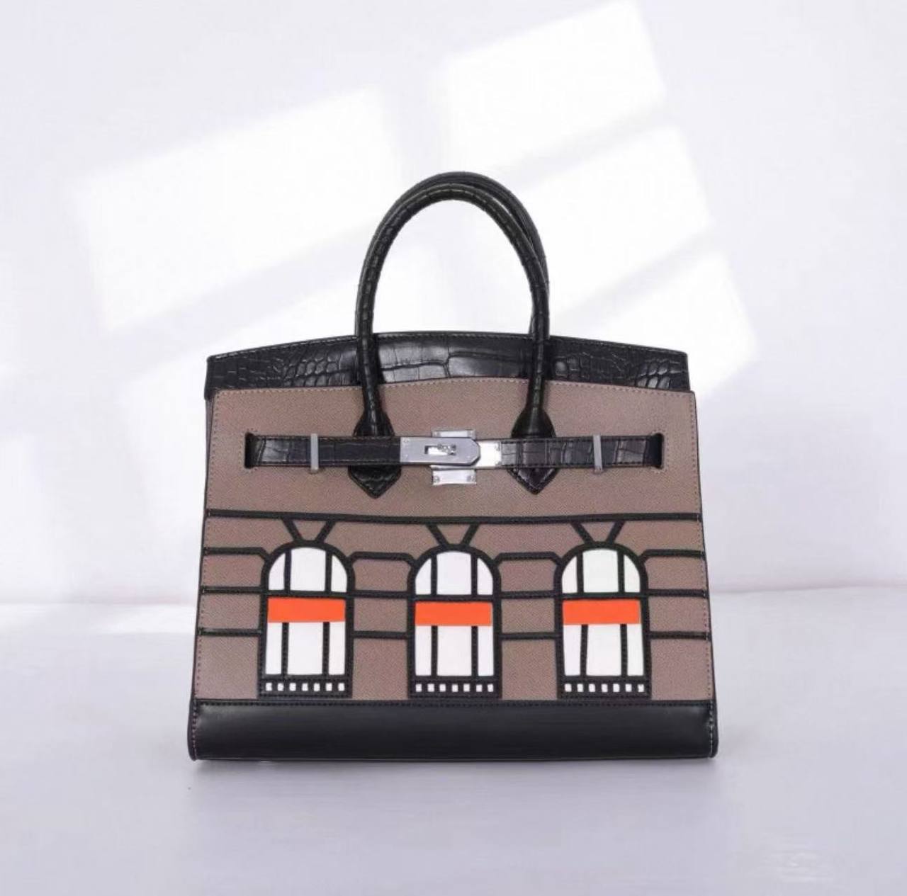 Hermes
120 dhs💓
size 30cm

Zain26
♥️♥️♥️