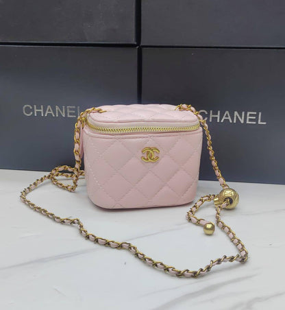 Chanel

withbox 
🎁🎁🎁

90 dhs✅

Zain143
♥️♥️♥️