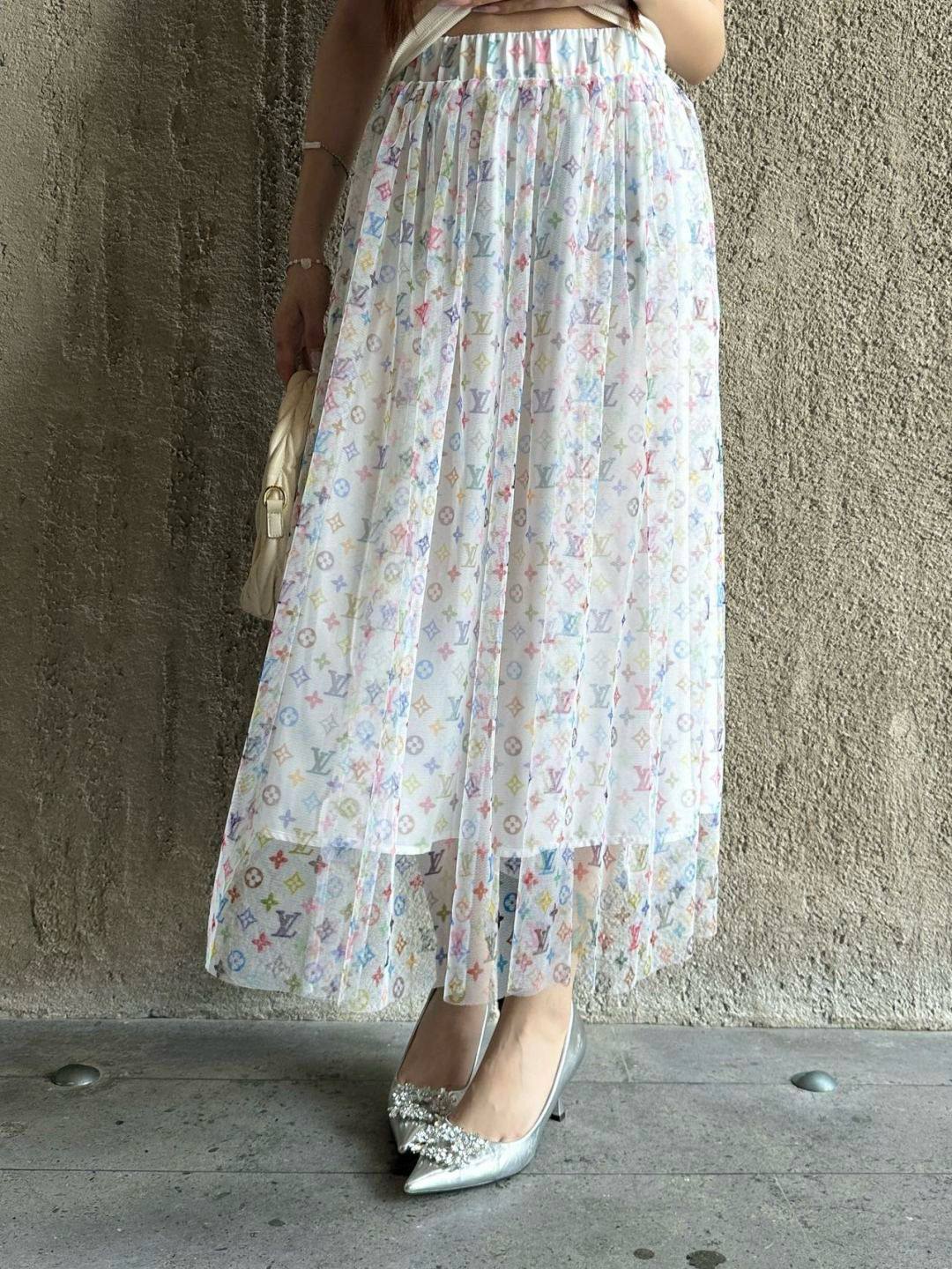 *New collections         
190 dhs✅
*good  quality  
*Sizes:S M L * 
*AVAILABLE NOW*💕❤️

Zain231
🌸🌸🌸