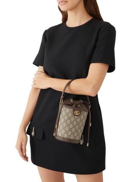 𝗚𝗨𝗖𝗖𝗜 OPHIDIA
Mini BUCKET BAG
ɪᴛ ʜᴀs ʟᴏɴɢ ʙᴇʟᴛ sᴛʀᴀᴘ
sɪᴢᴇ: 12 cm
ᴡɪᴛʜ BOX
🎁🎁🎁

75 dhs🪙🌨️

Zain31
♥️♥️♥️