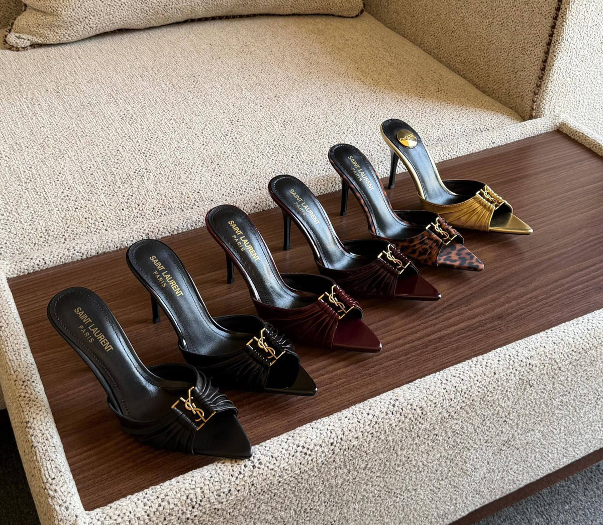 YSL

SuperMaster Quality 💯
480 dhs🇦🇪🇦🇪

Size: 36-41💥

Zain171
♥️♥️♥️