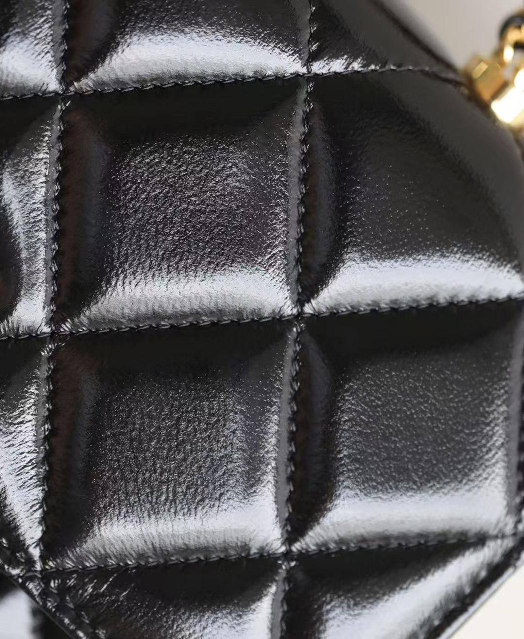 Chanel 

Wallet on Chain❤️❤️

Original quality material💯

For Price 👇 WhatsApp✅
0568585901 
0507557372
0552275751 Owner Zain 👌

Zain71
♥️♥️♥️
